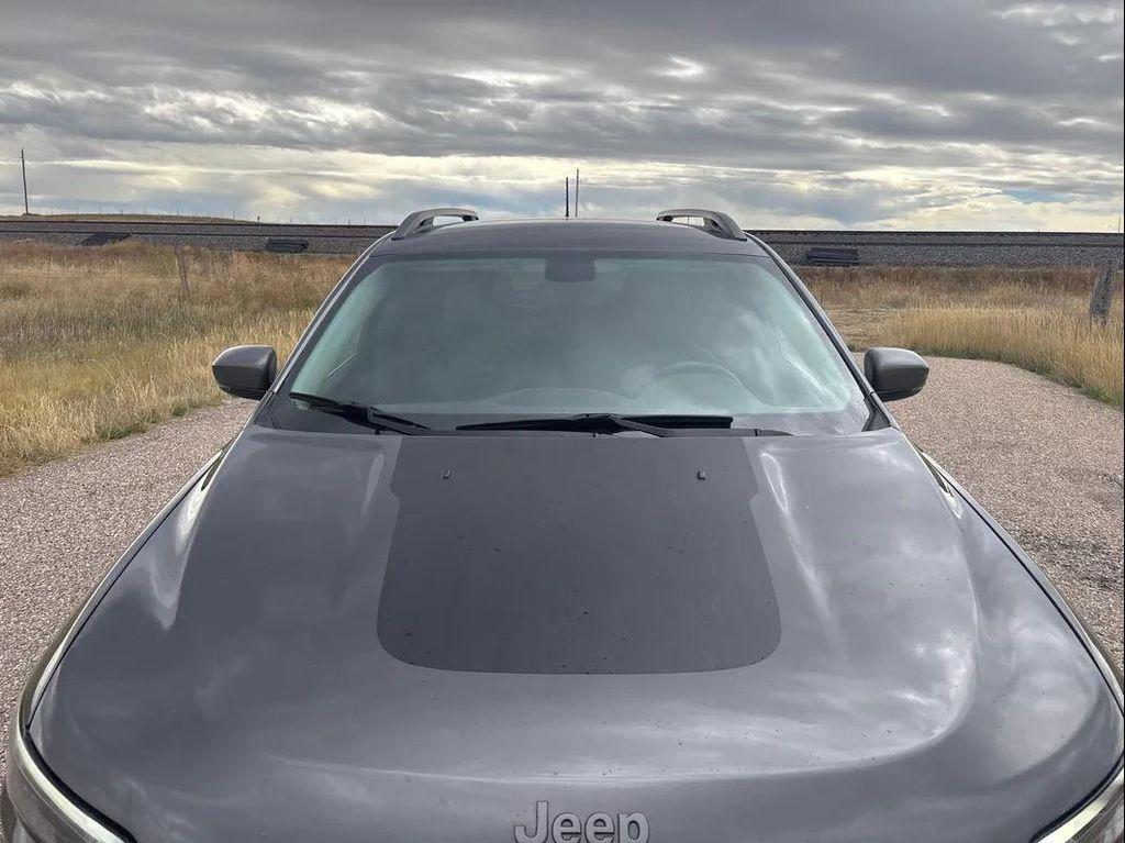 used 2019 Jeep Cherokee car, priced at $18,988