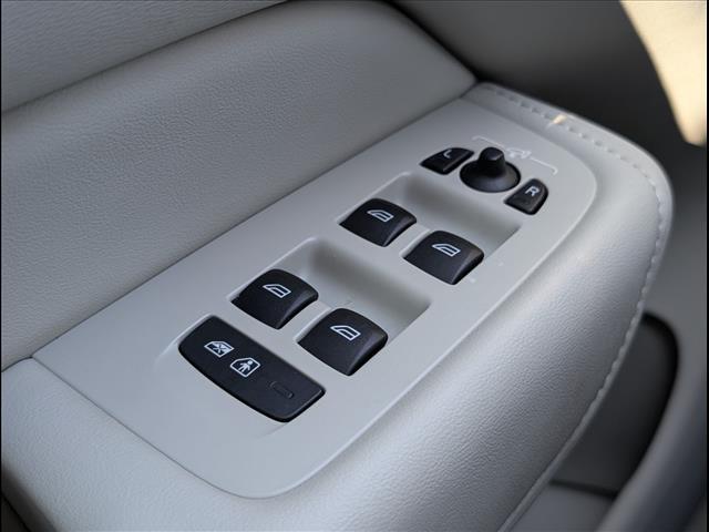 used 2022 Volvo XC60 car, priced at $26,993