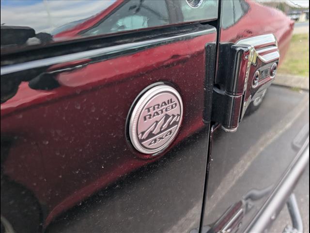 used 2018 Jeep Wrangler Unlimited car, priced at $26,991