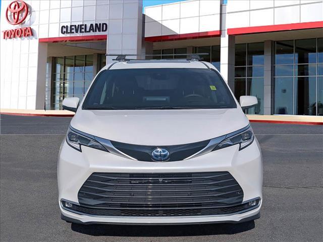 used 2023 Toyota Sienna car, priced at $52,991