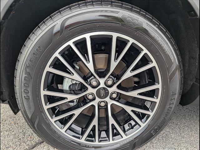 used 2024 Ford Escape PHEV car, priced at $26,991