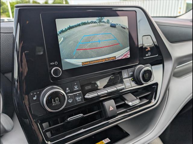 used 2024 Toyota Highlander car, priced at $44,492