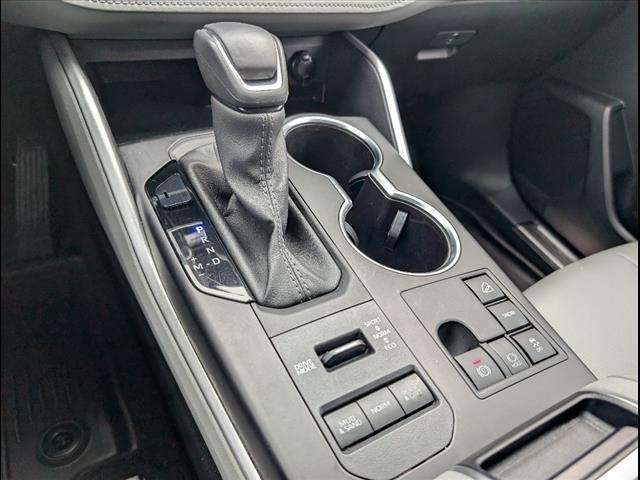 used 2024 Toyota Highlander car, priced at $36,995