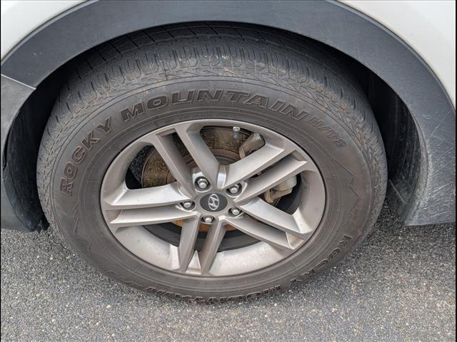 used 2017 Hyundai Santa Fe Sport car