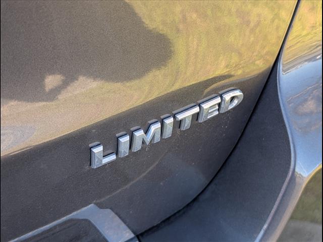 used 2015 Jeep Grand Cherokee car, priced at $9,991