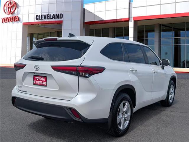 used 2023 Toyota Highlander car, priced at $34,492