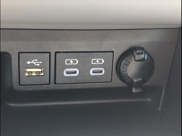 used 2023 Toyota Highlander car, priced at $34,492