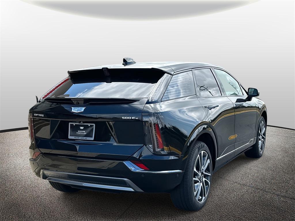 new 2025 Cadillac OPTIQ car, priced at $55,610
