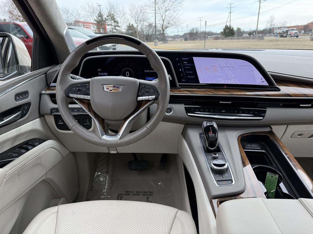 used 2024 Cadillac Escalade ESV car, priced at $79,500
