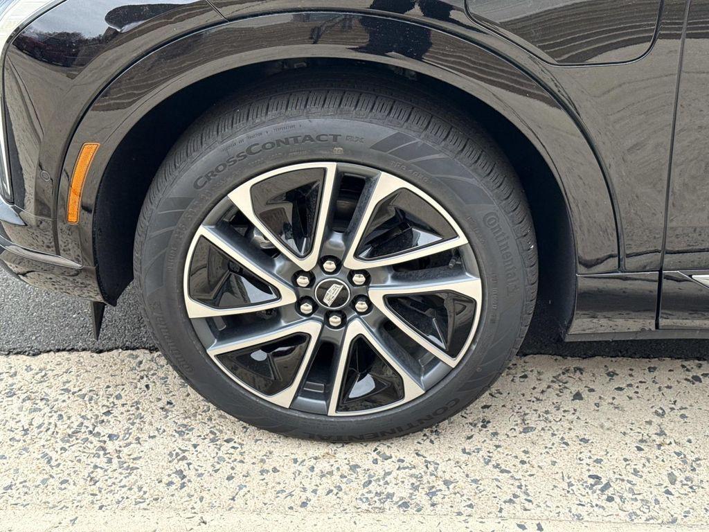 new 2026 Cadillac OPTIQ car, priced at $57,095