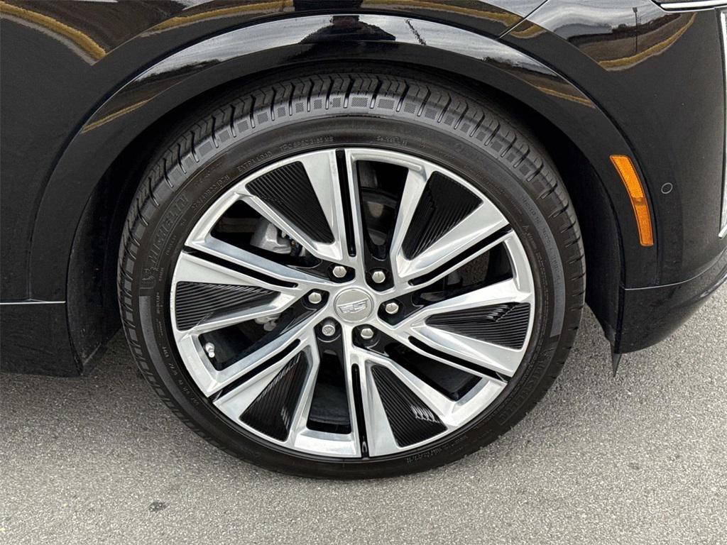 used 2025 Cadillac LYRIQ car, priced at $48,000