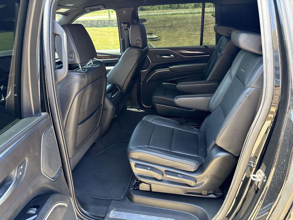 used 2022 Cadillac Escalade ESV car, priced at $47,499