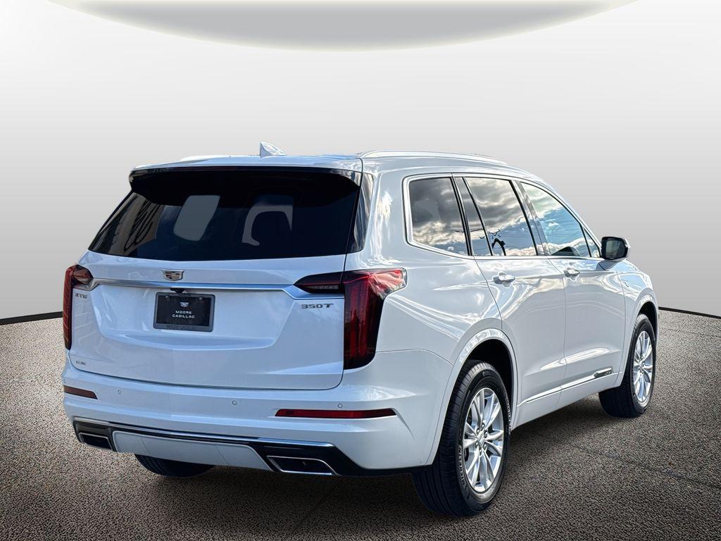 new 2025 Cadillac XT6 car, priced at $53,915