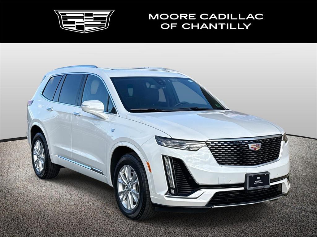 new 2025 Cadillac XT6 car, priced at $53,915