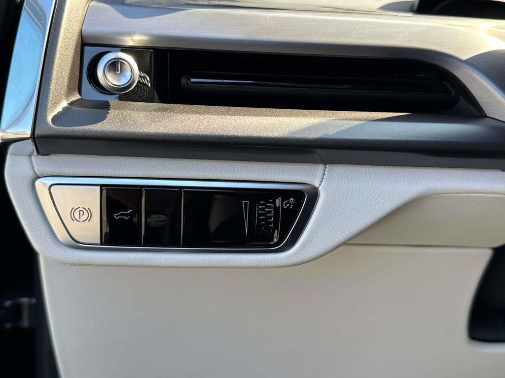 new 2026 Cadillac VISTIQ car, priced at $81,015