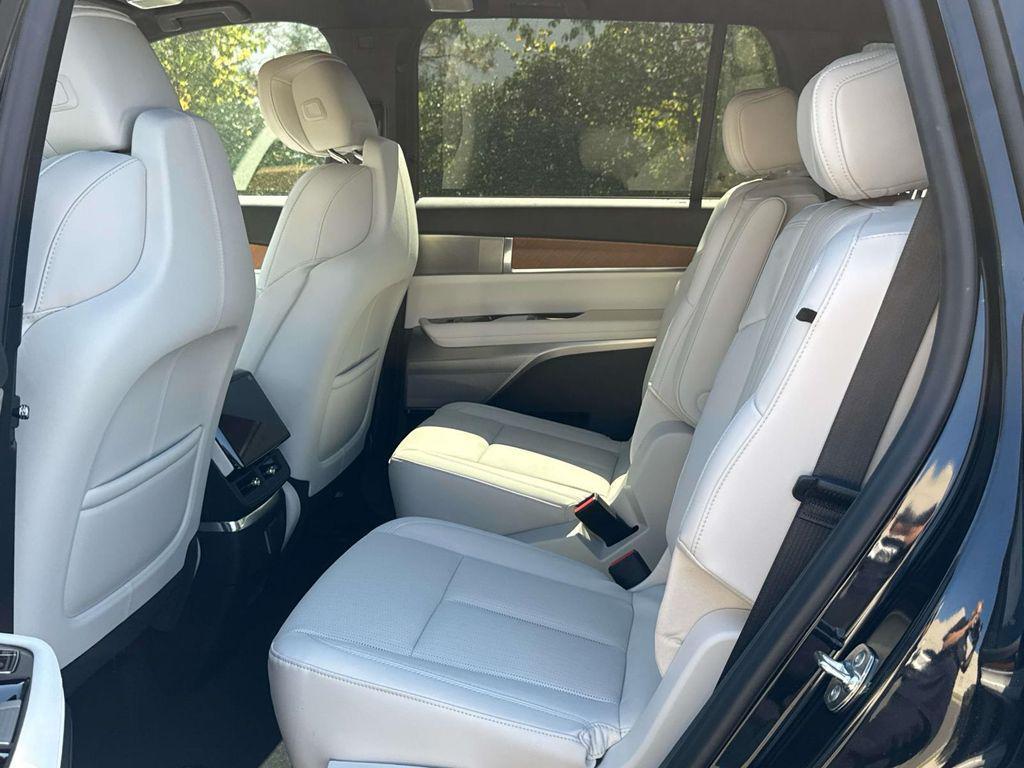 new 2026 Cadillac VISTIQ car, priced at $81,015