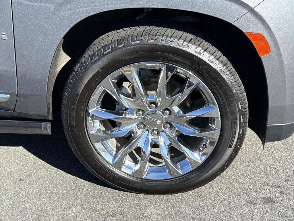 used 2022 GMC Yukon car, priced at $50,000