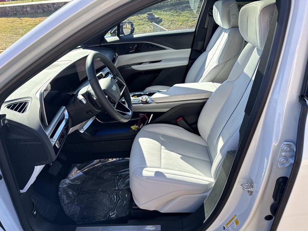 new 2025 Cadillac LYRIQ car, priced at $64,815