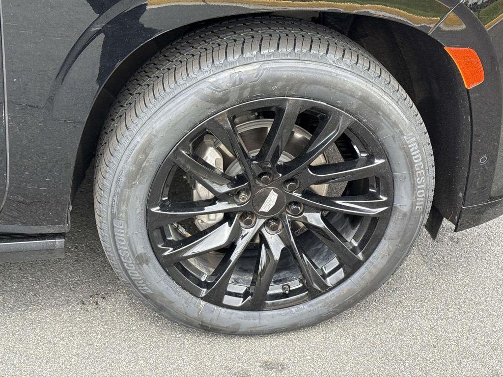 used 2023 Cadillac Escalade ESV car, priced at $61,999