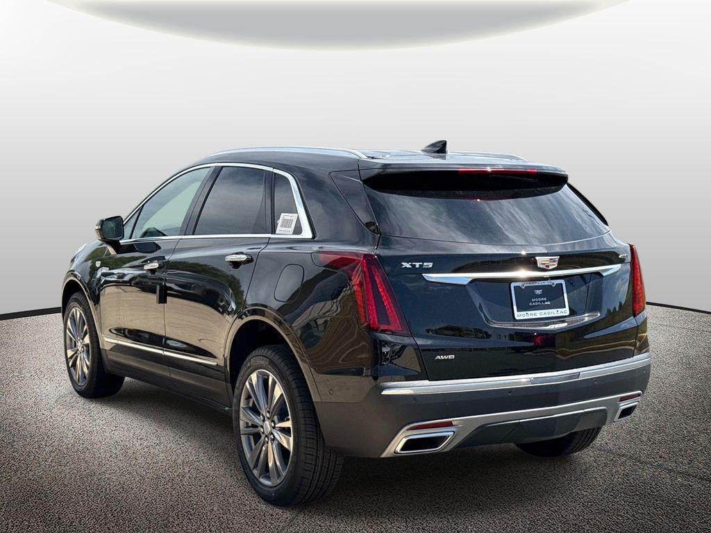 new 2026 Cadillac XT5 car, priced at $63,519