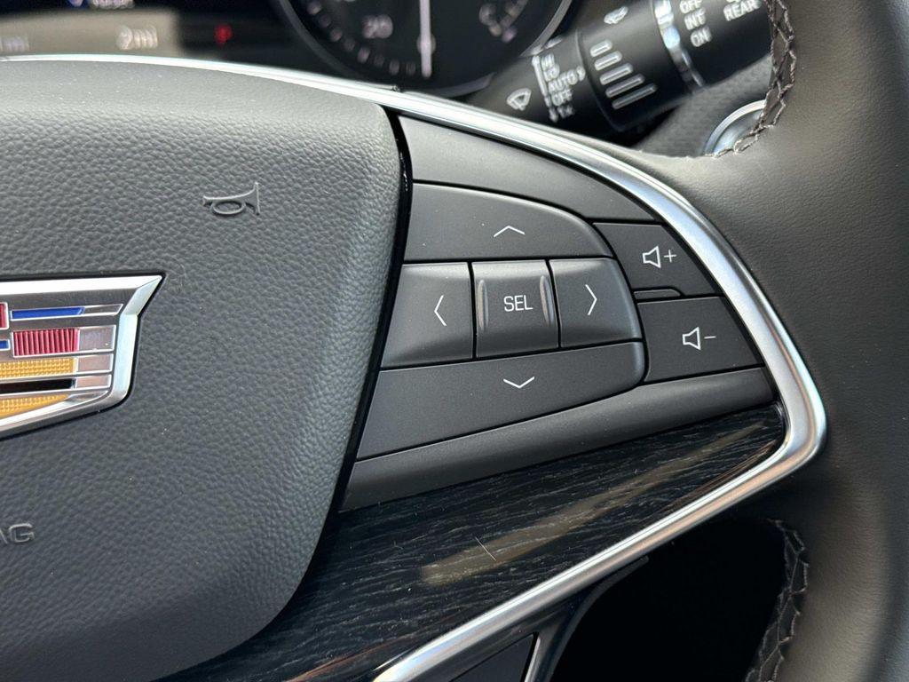 new 2026 Cadillac XT5 car, priced at $63,519