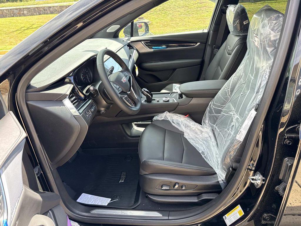 new 2026 Cadillac XT5 car, priced at $63,519