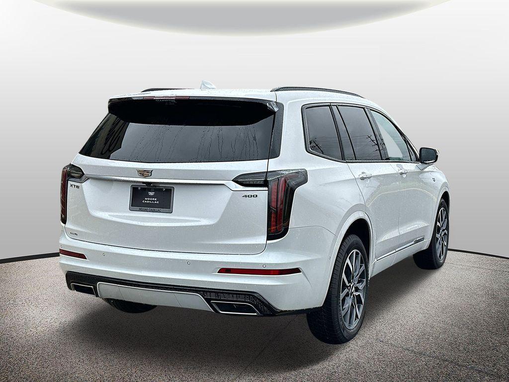 new 2025 Cadillac XT6 car, priced at $76,915