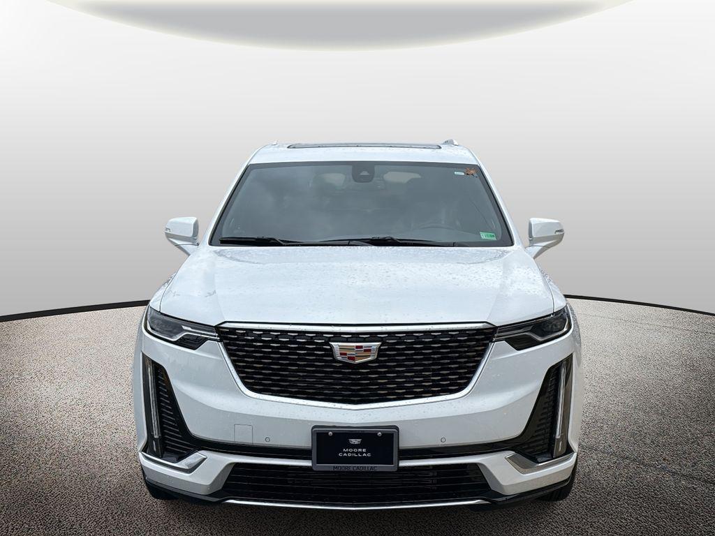 new 2025 Cadillac XT6 car, priced at $58,915