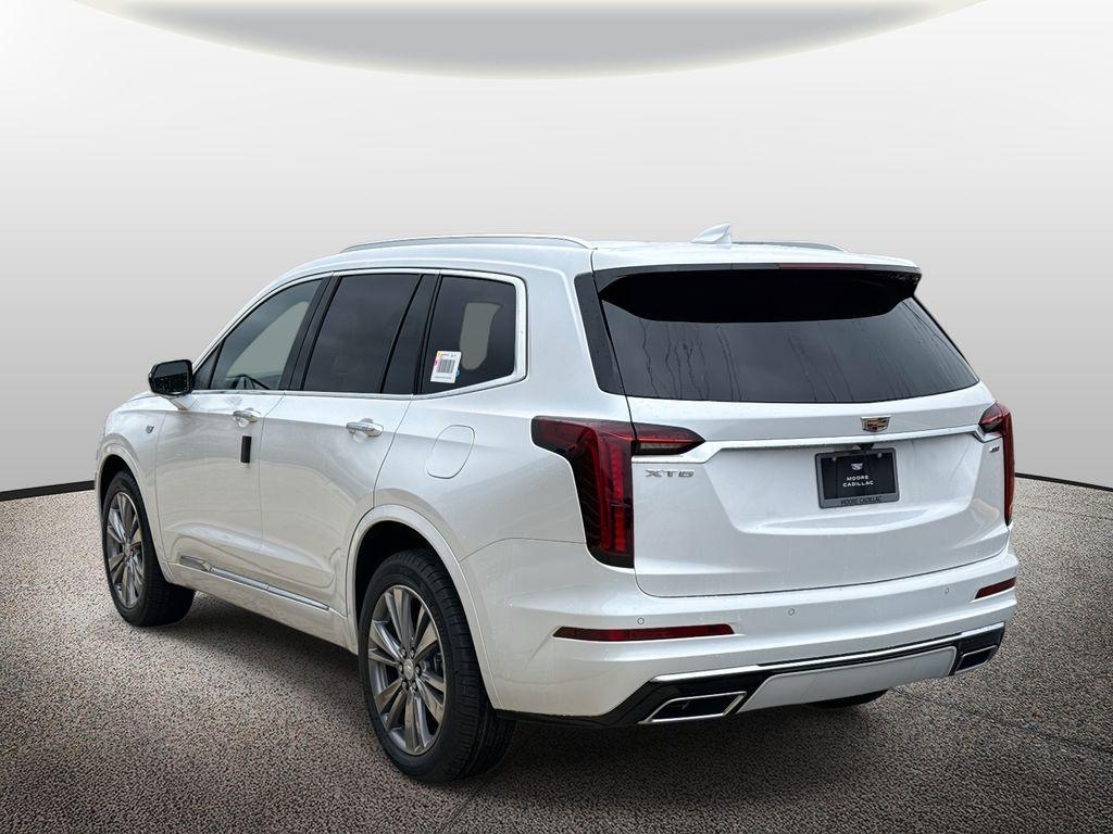 new 2025 Cadillac XT6 car, priced at $58,915