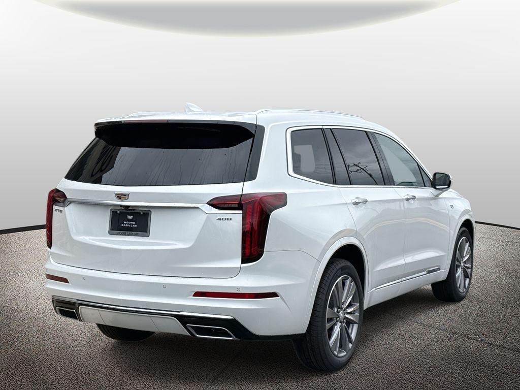 new 2025 Cadillac XT6 car, priced at $58,915