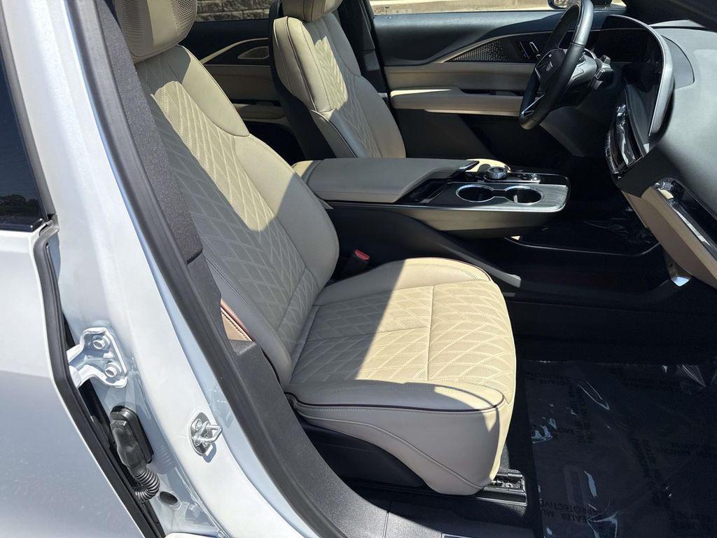 used 2025 Cadillac LYRIQ car, priced at $56,999