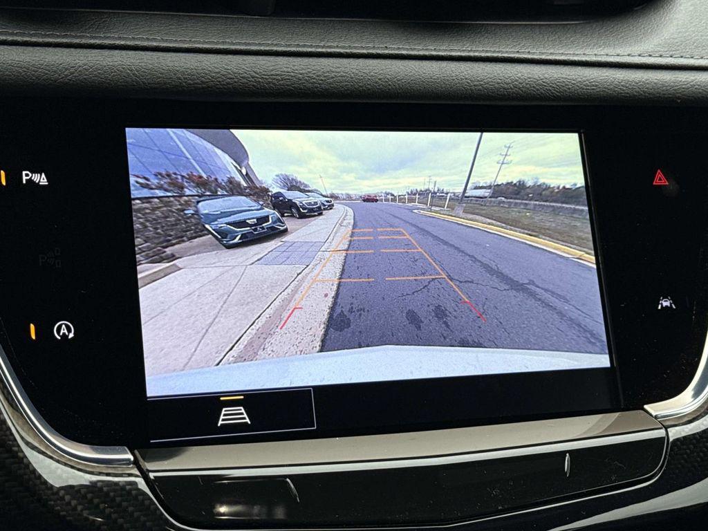 new 2025 Cadillac XT6 car, priced at $64,690