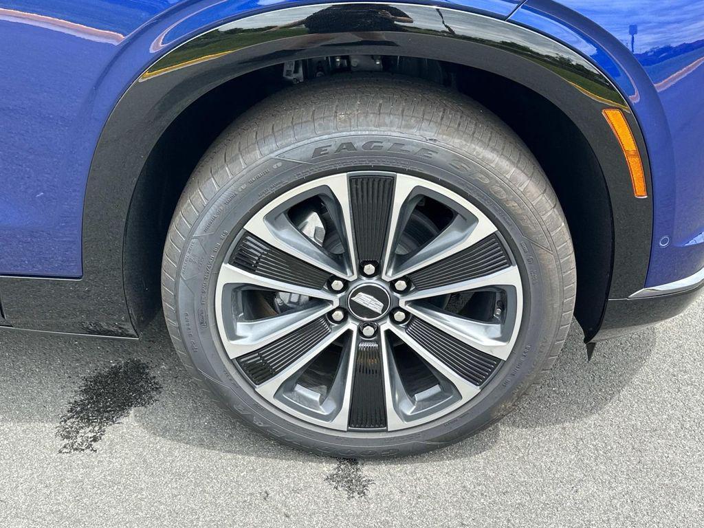 new 2026 Cadillac VISTIQ car, priced at $81,615