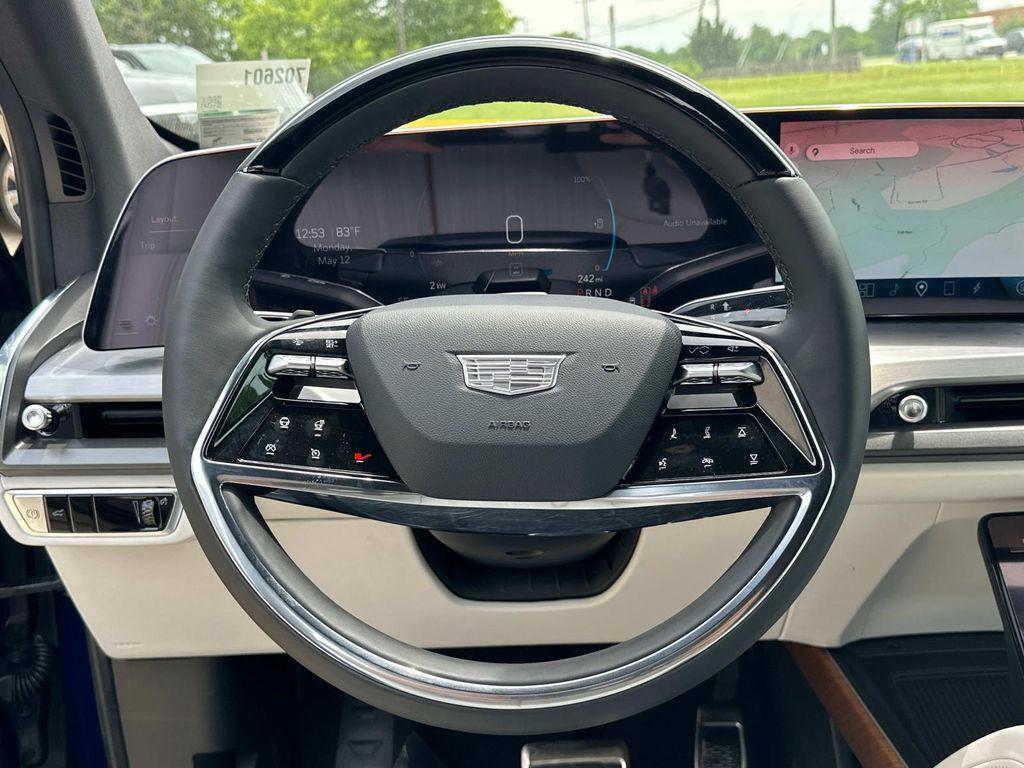 new 2026 Cadillac VISTIQ car, priced at $81,615