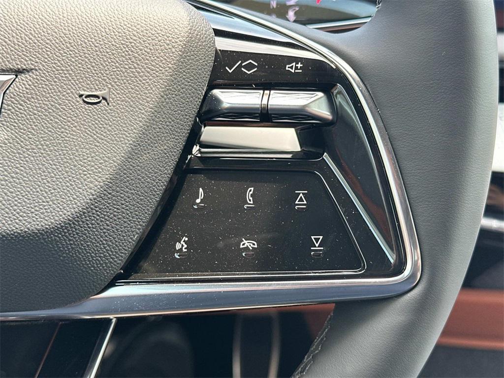 new 2025 Cadillac OPTIQ car, priced at $58,190