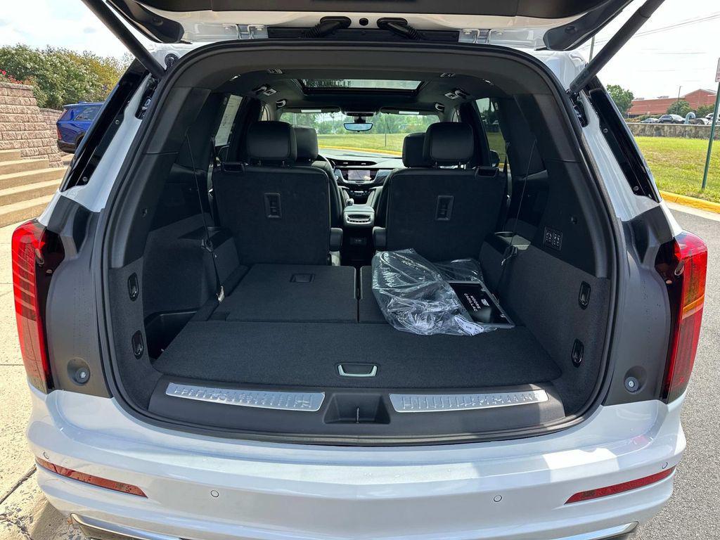 new 2025 Cadillac XT6 car, priced at $64,565