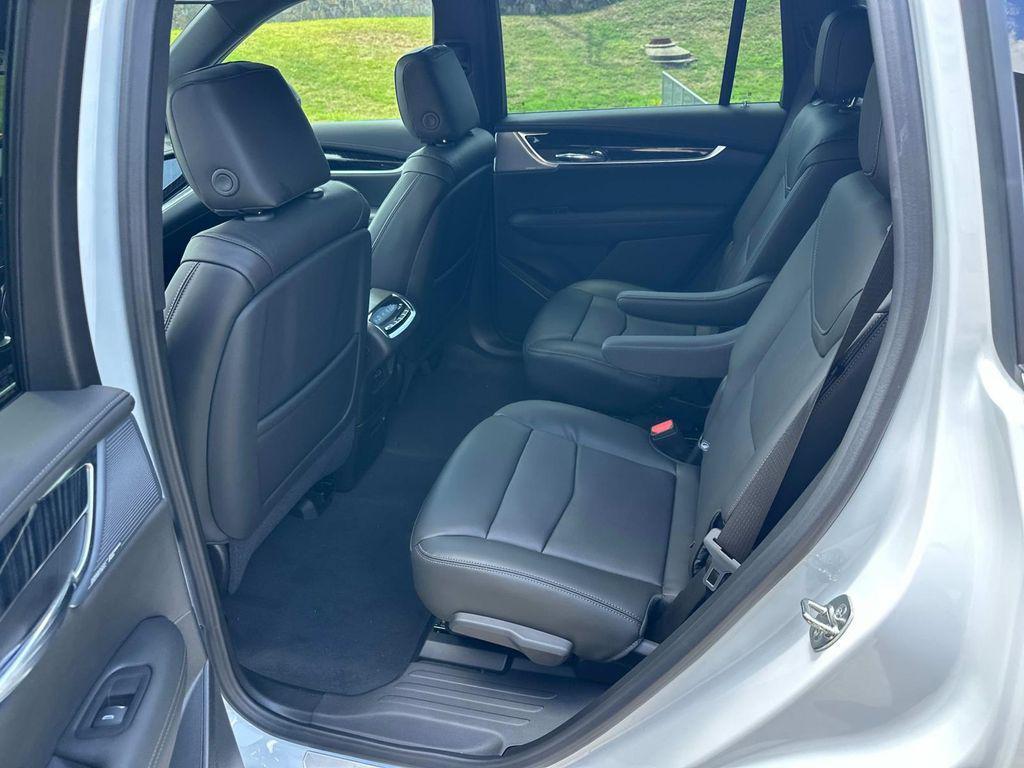 new 2025 Cadillac XT6 car, priced at $64,565