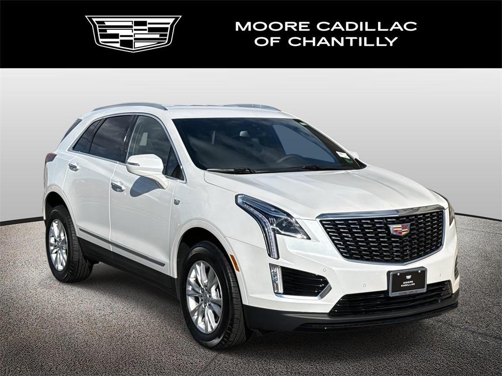 new 2025 Cadillac XT5 car, priced at $46,915