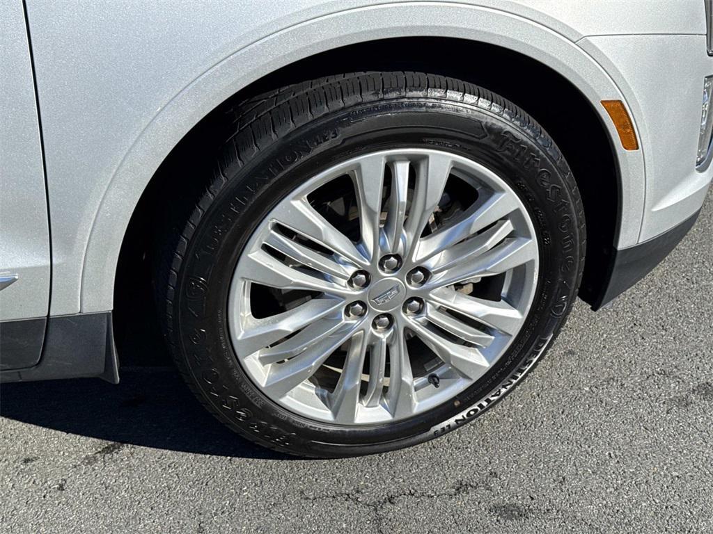 used 2019 Cadillac XT5 car, priced at $16,000