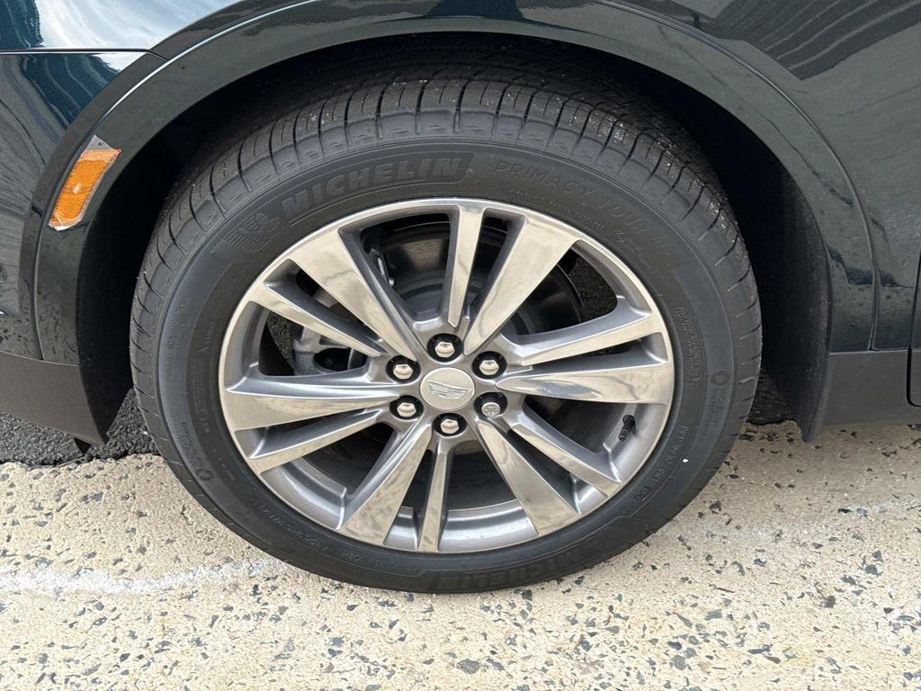 new 2026 Cadillac XT5 car, priced at $60,945