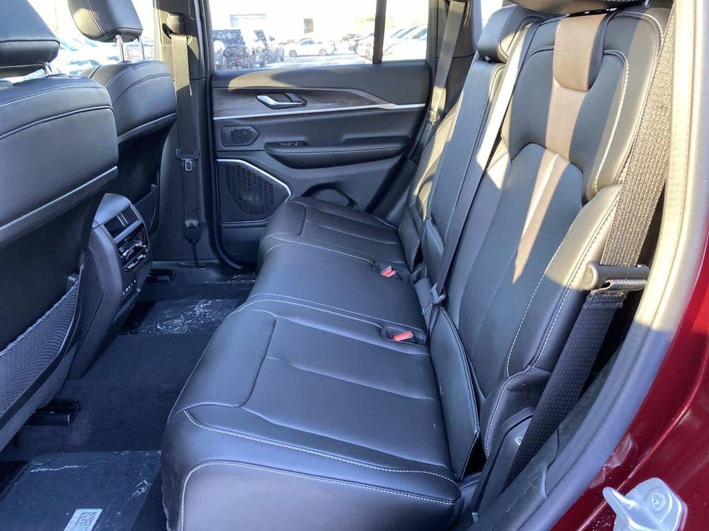 new 2026 Jeep Grand Cherokee car, priced at $50,210