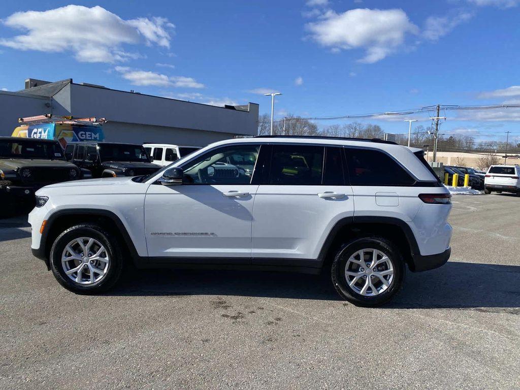 used 2023 Jeep Grand Cherokee car, priced at $29,995