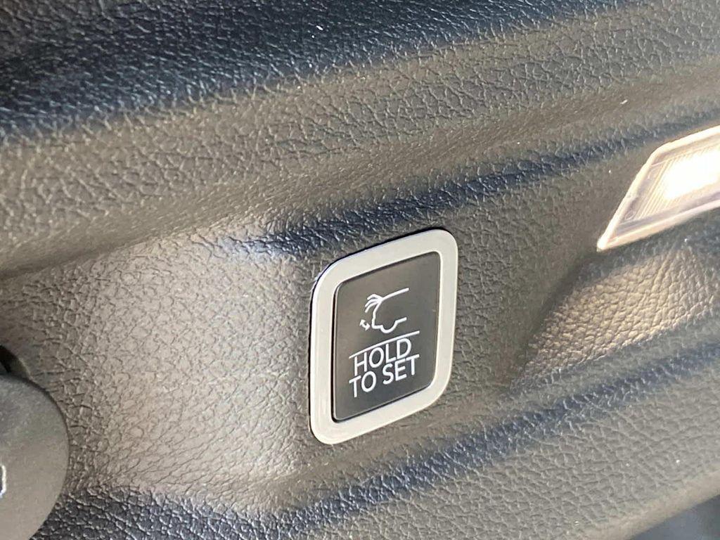 used 2025 Jeep Grand Cherokee L car, priced at $44,328