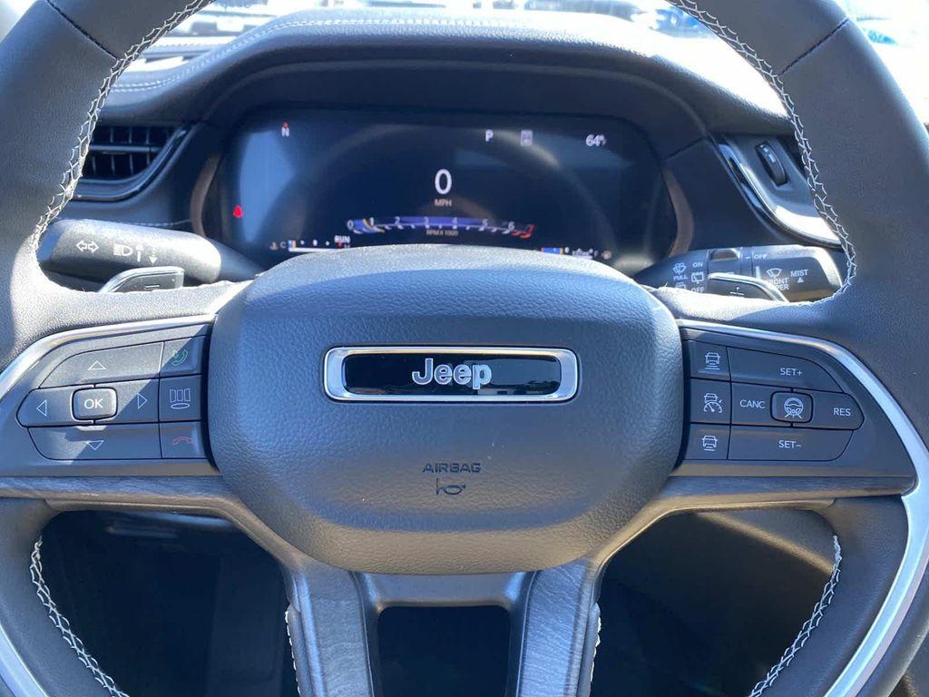 new 2026 Jeep Grand Cherokee car, priced at $49,170
