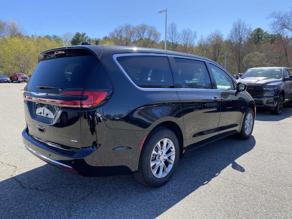 new 2026 Chrysler Pacifica car, priced at $51,005