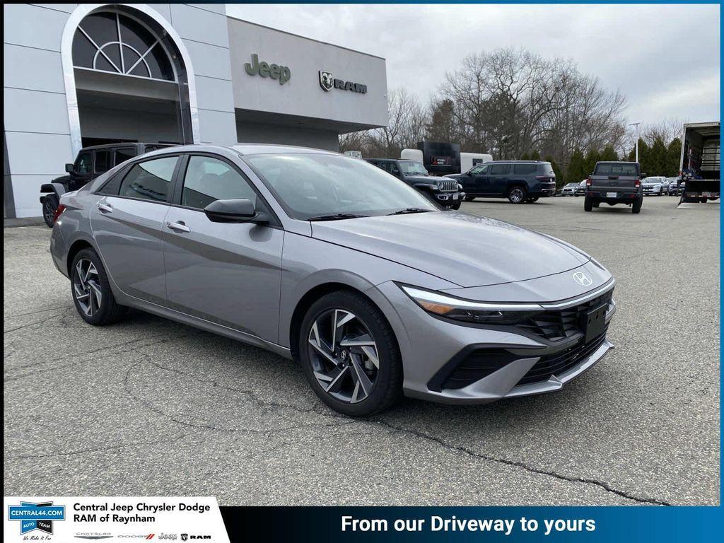 used 2025 Hyundai Elantra car, priced at $21,483