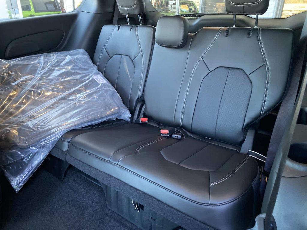 new 2026 Chrysler Pacifica car, priced at $45,865