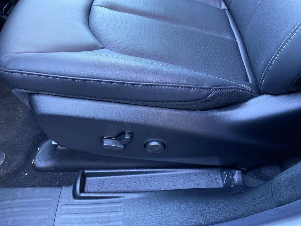 new 2026 Chrysler Pacifica car, priced at $45,865