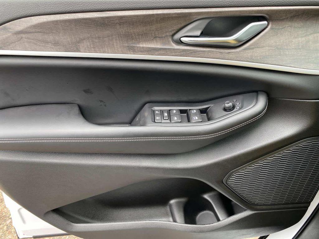 new 2026 Jeep Grand Cherokee car, priced at $48,575