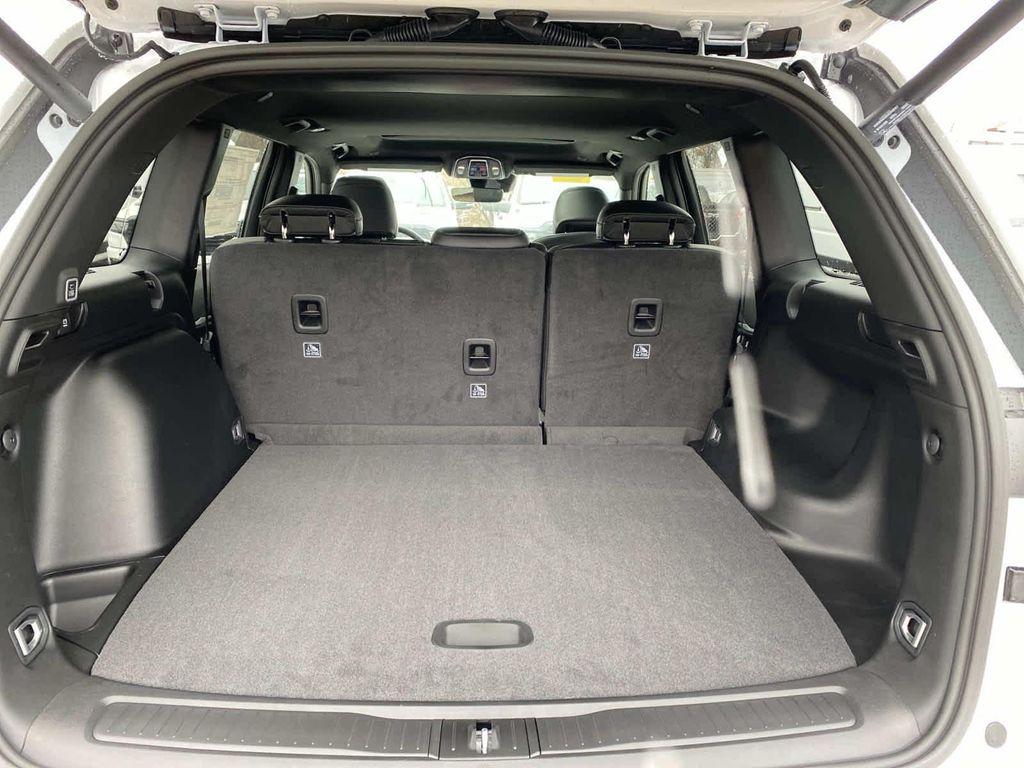 new 2026 Jeep Grand Cherokee car, priced at $48,575